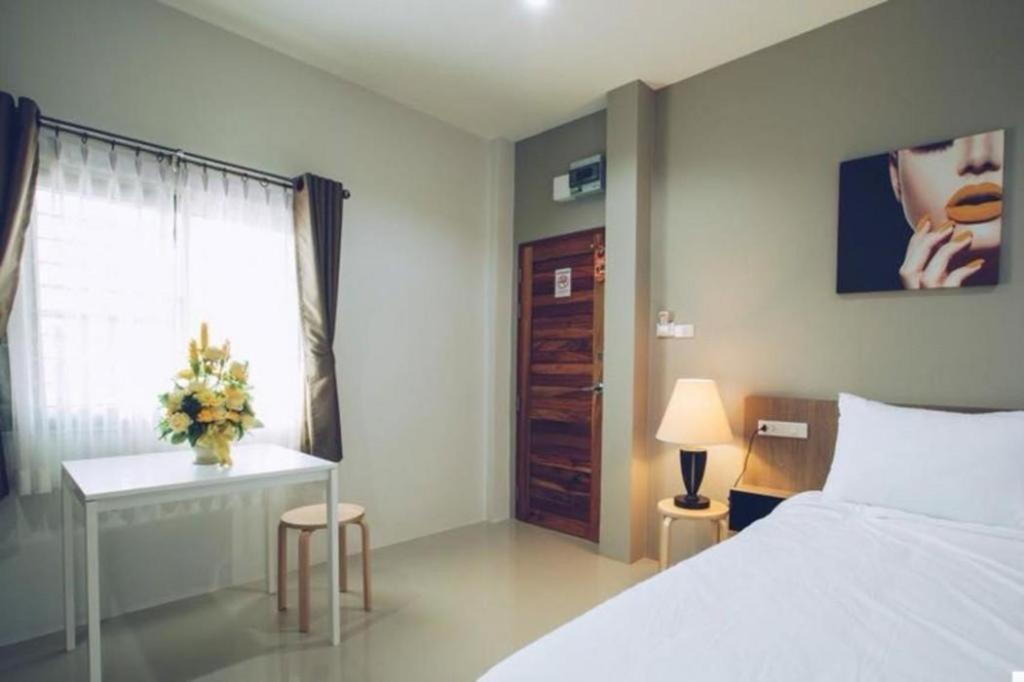 Tanban Mansion Hostel Surin Ngoại thất bức ảnh